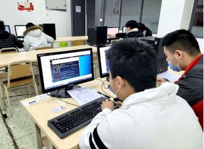 工學類專業就業“錢景”排行，計算機收入可觀，榜首卻是新興行業——網絡與信息安全軟件開發